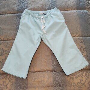 Green Soda girl's light turquoise capris, excellent used cond., sz. XL (14/16)